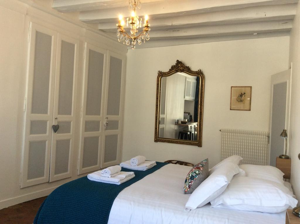 Berceau Henri II Apartment Le Mans Exterior photo